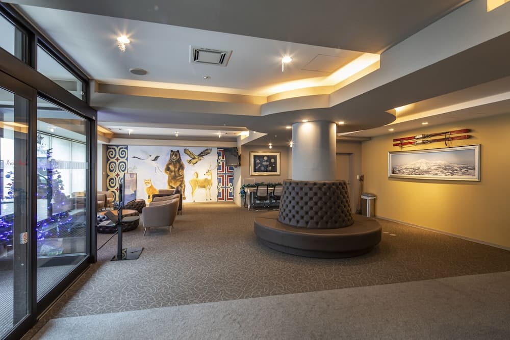 M Hotel