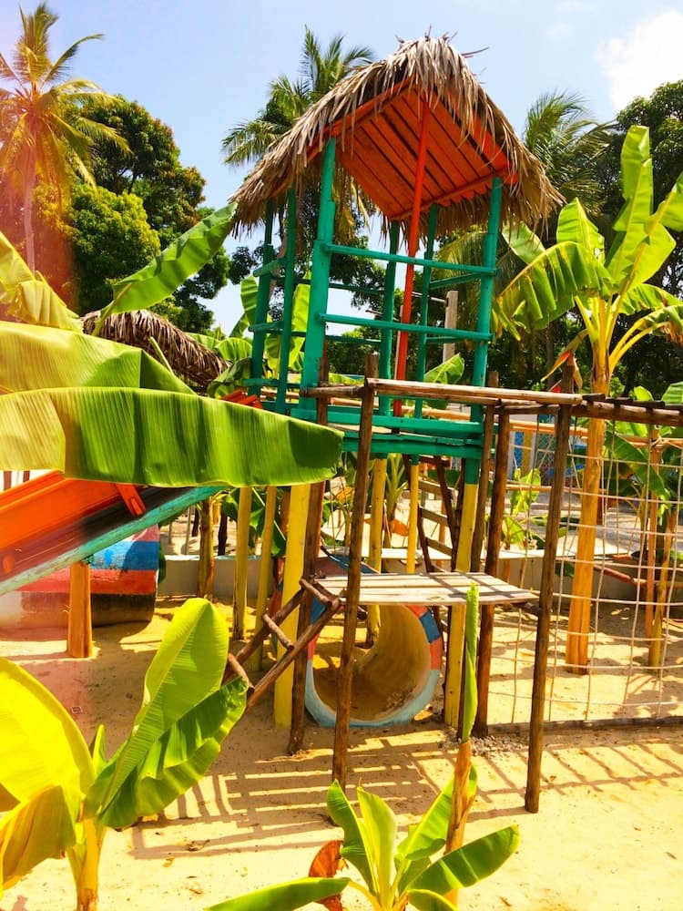 Saara Hotel