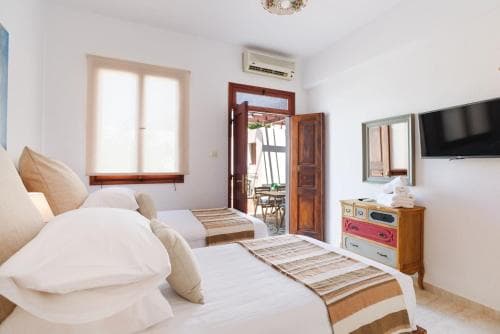 Thea Apartment