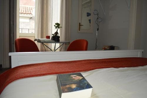 Bed and Breakfast Opera