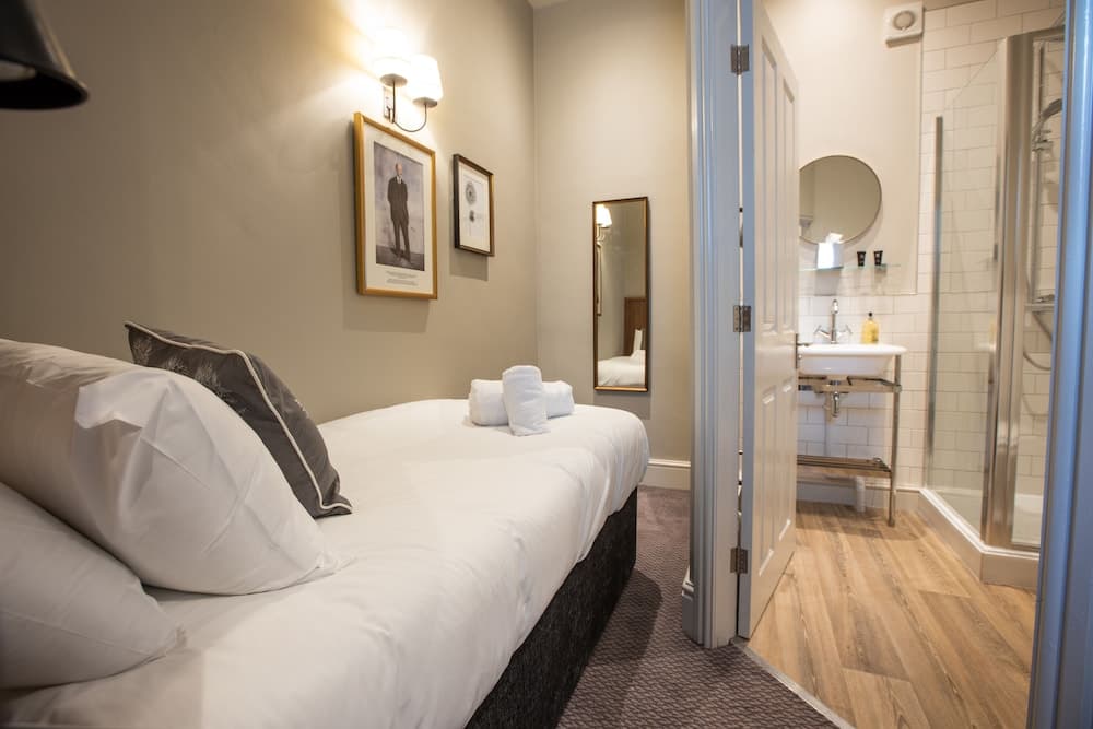 The Crosskeys Hotel