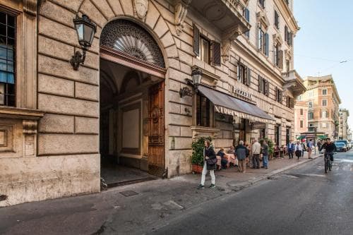 Surprising in Rome