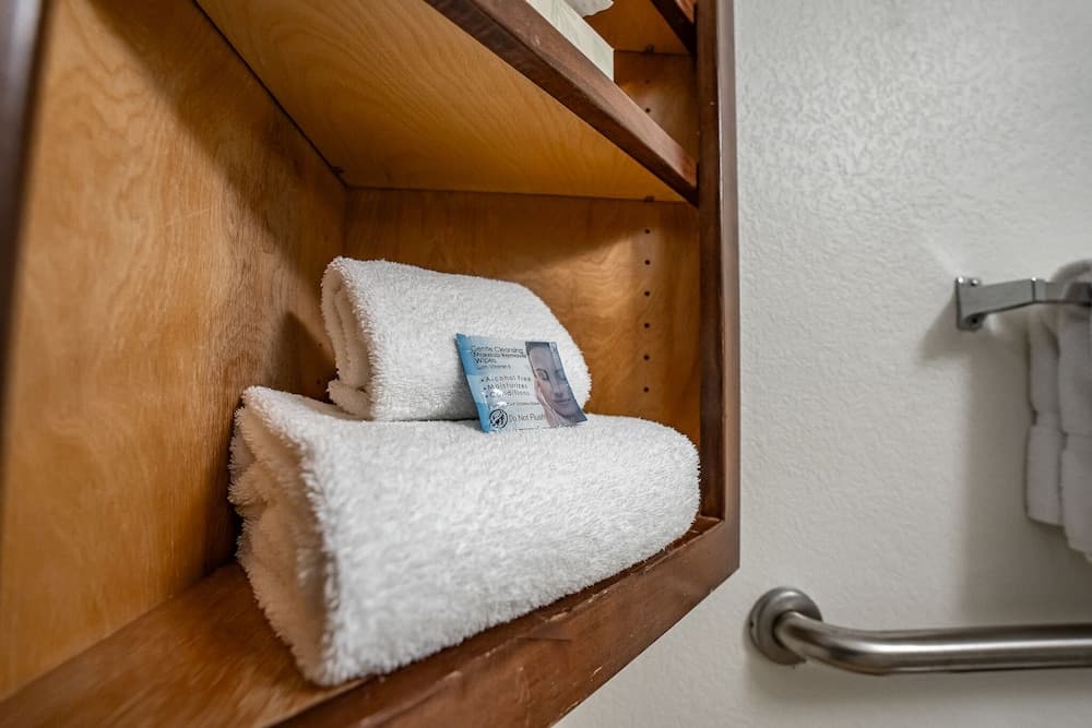 Christopher Inn and Suites