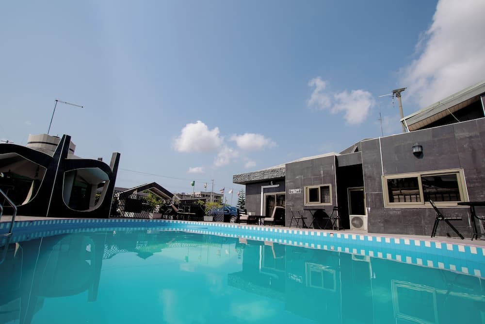 Eastgate Hotel