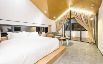 Cloud Mansion