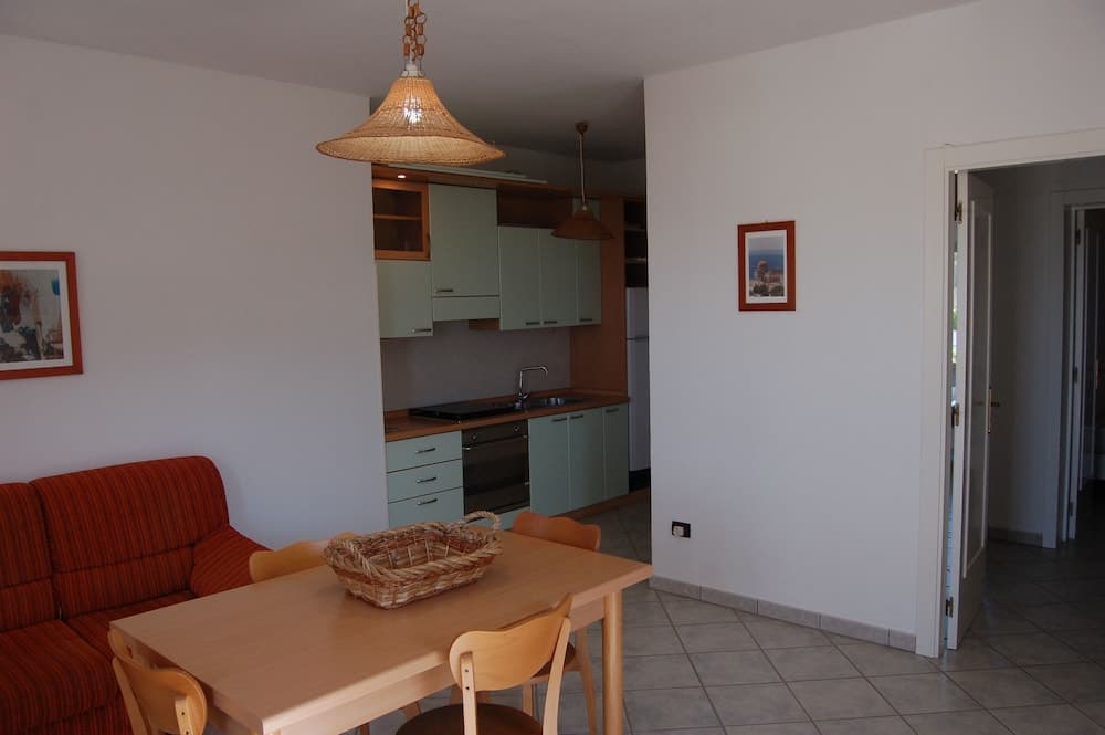 Residence Torre Del Mito