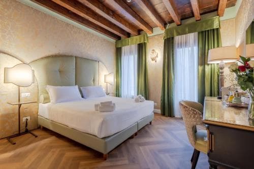 Relais Piazza San Marco
