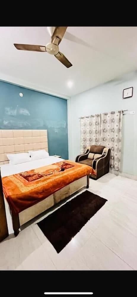 Jaymala home stay