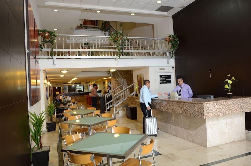 Hotel Madero Express