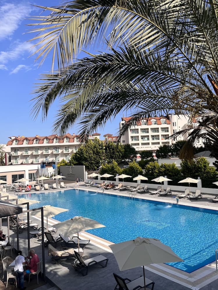 Side Story Hotel & Spa
