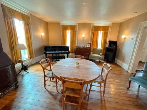 Grape Arbor Bed and Breakfast