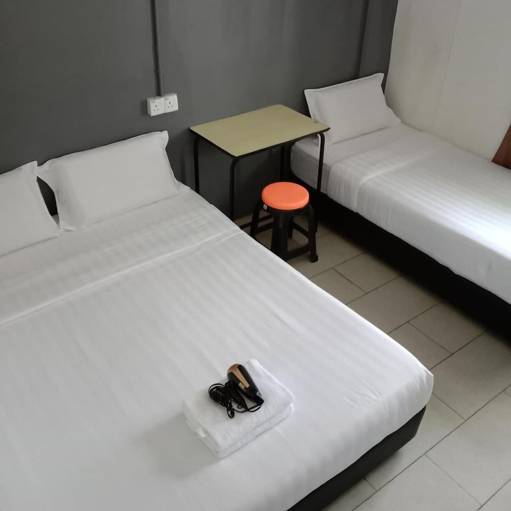 Tempo - Hostel