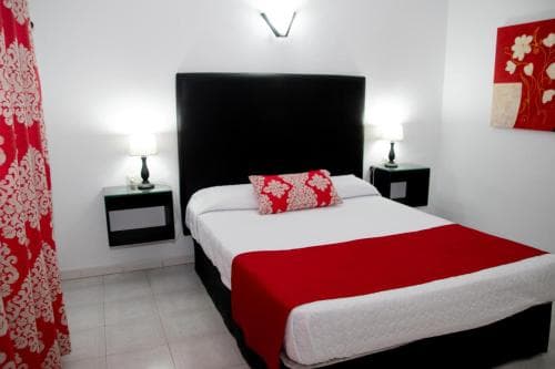 El Capi Hostal Restaurante
