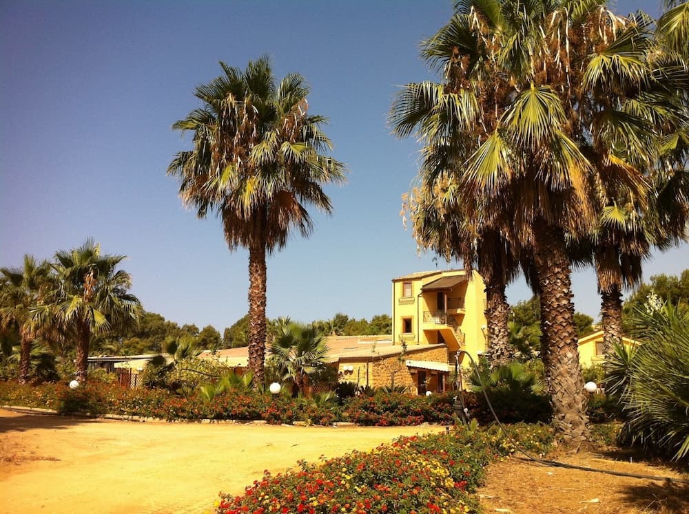 Demetra Resort