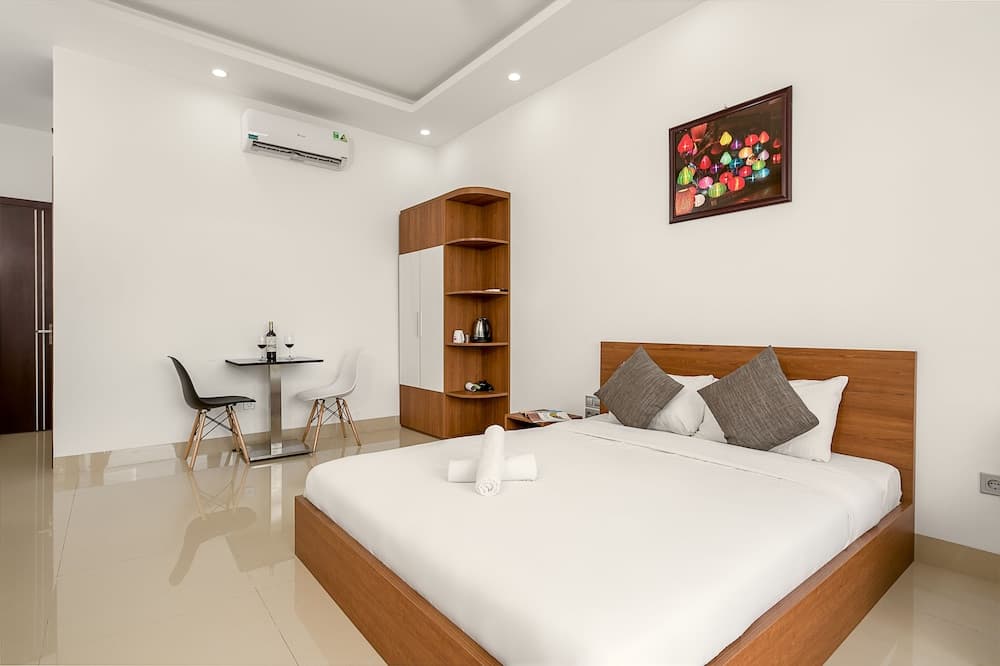 Moonlight Beach Hotel
