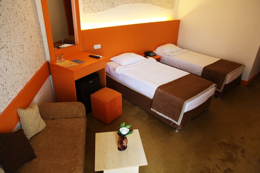 Orient Life Hotel