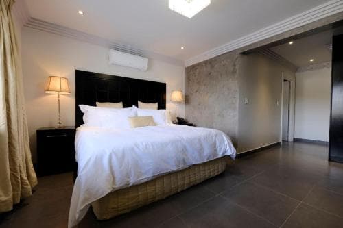 Villa Moyal