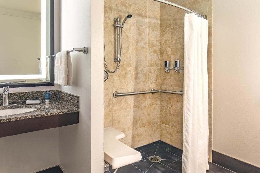 Four Points by Sheraton Kalamazoo