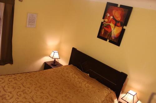 Robertos Hostel