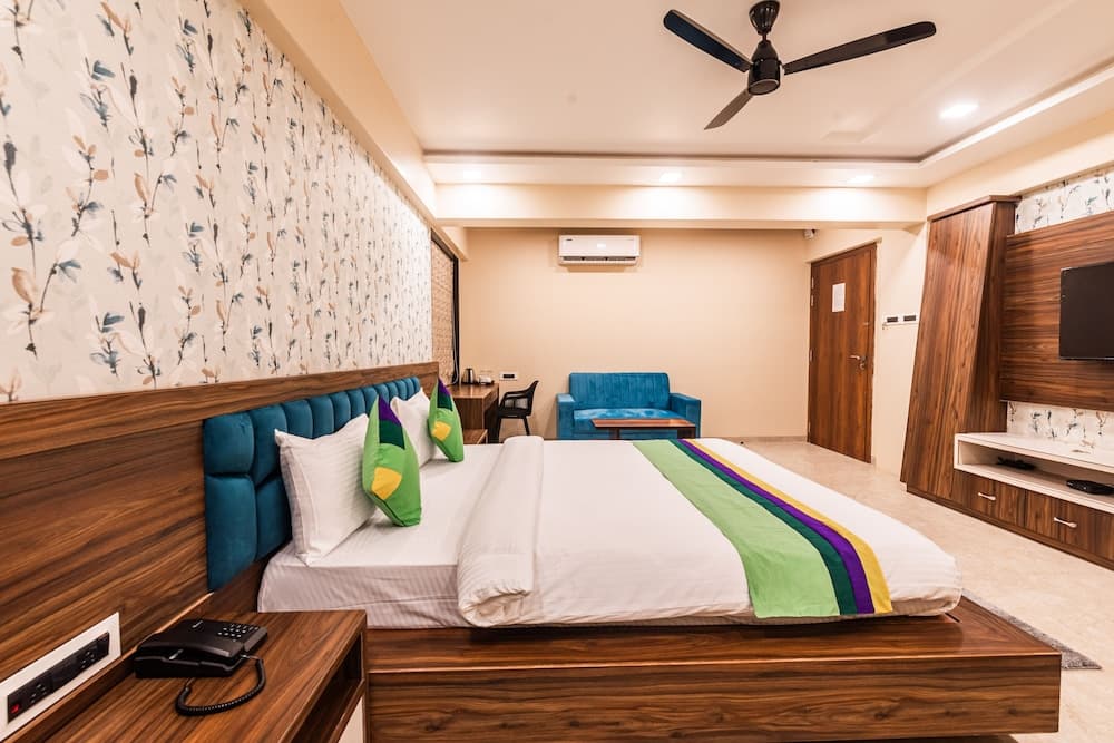 Treebo Lemon Wood Suites