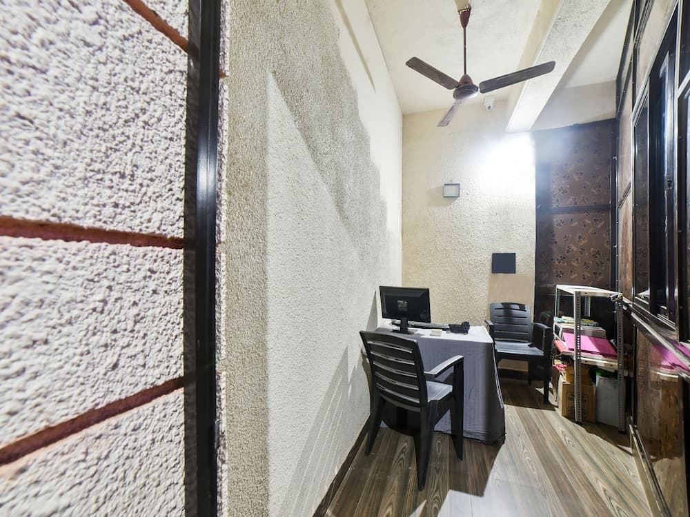 OYO 29017 Ruby Residency