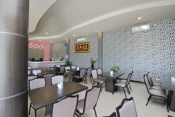 Dvin Hotel
