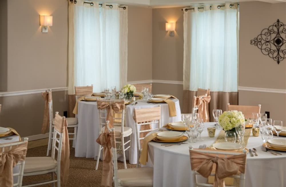The Roosevelt Inn