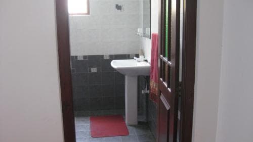 Simple Serendib B&B