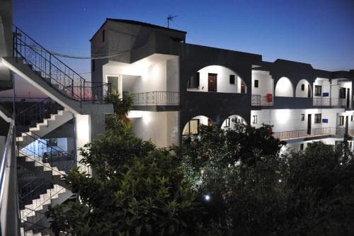 Maritime Hotel