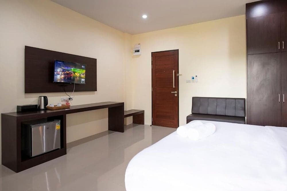Thip Thip Hotel