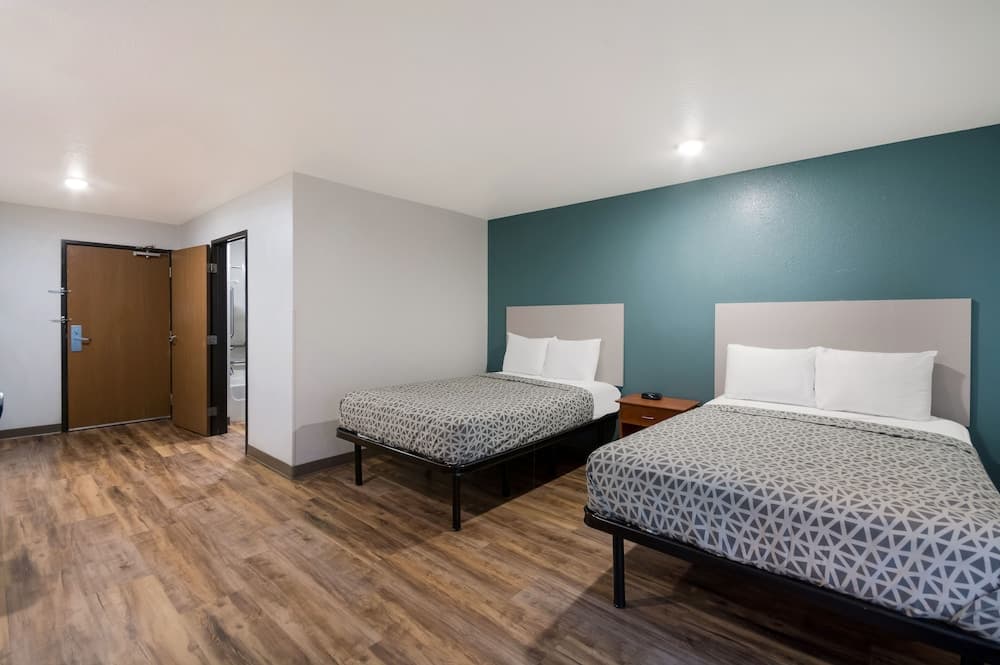 WoodSpring Suites Lexington