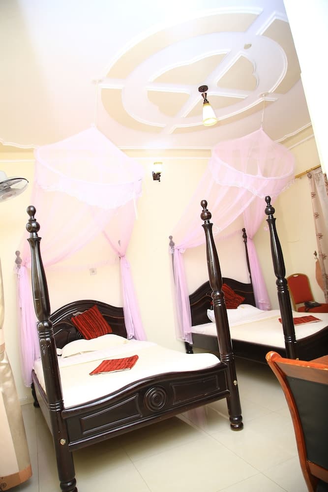 Glory Summit Hotel