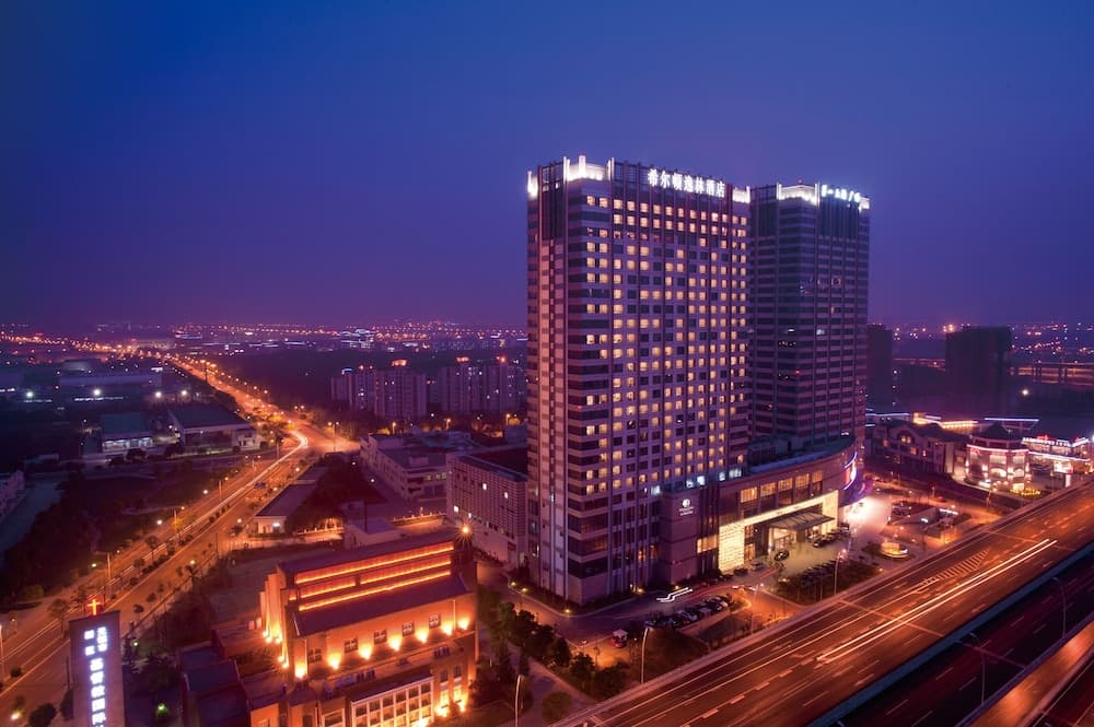 DoubleTree By Hilton Wuxi