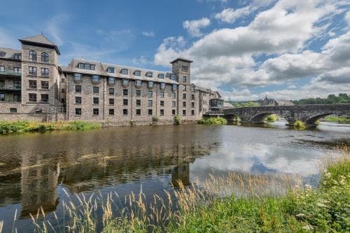 Riverside Hotel