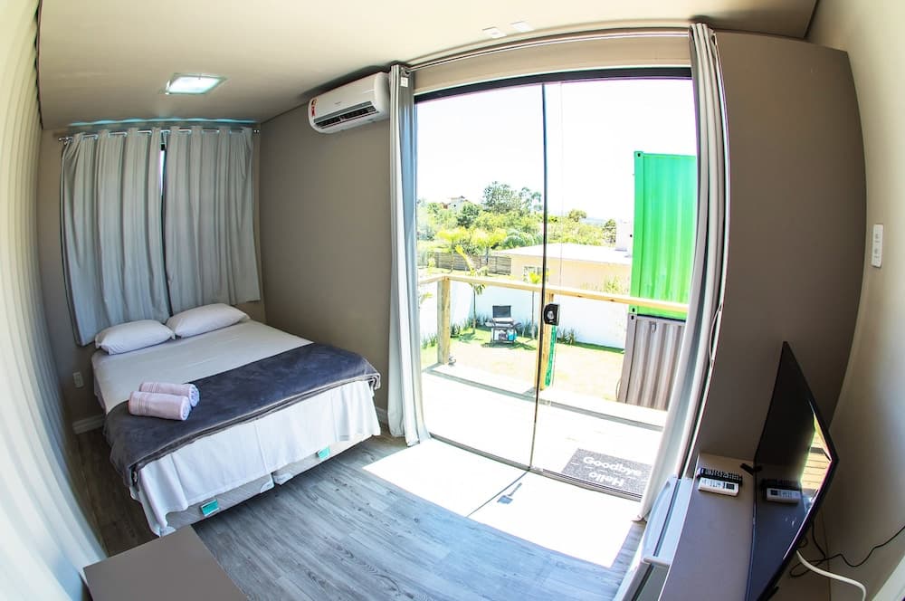 Innbox Hotel & Hostel