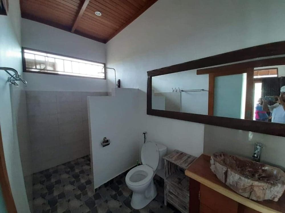 Adioga Villa