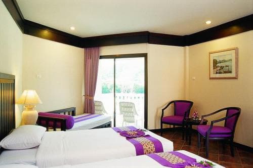 Kata Poolside Resort SHA Extra Plus