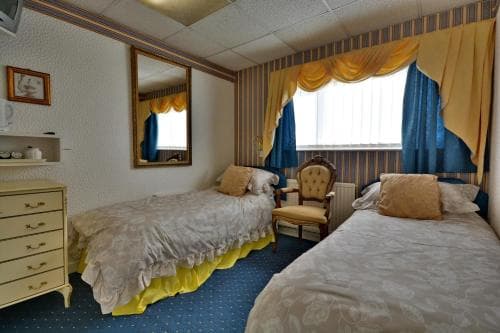 Falklands Hotel