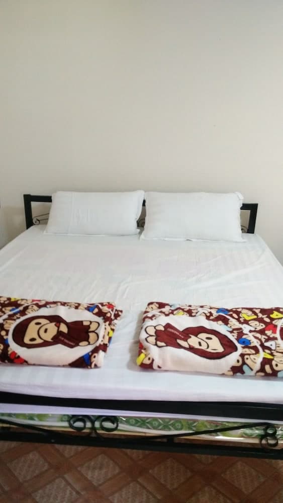 Orange Backpacker Hostel