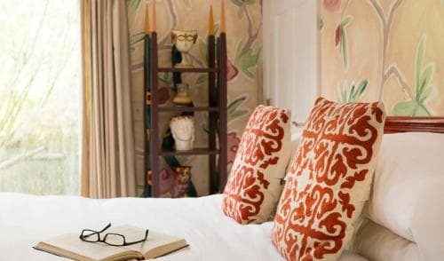 Pomegranate Inn