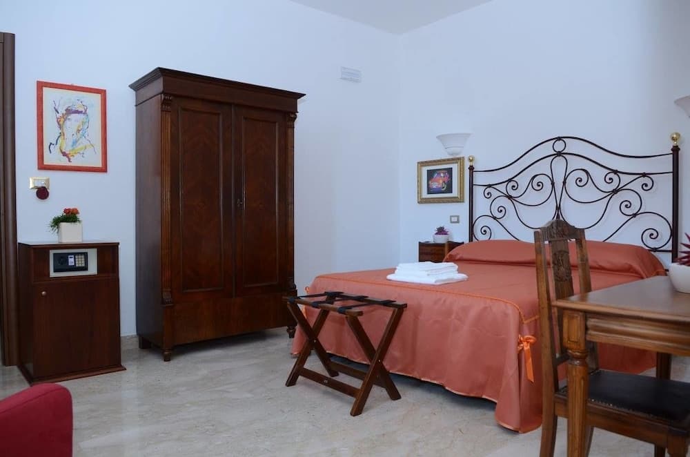 Hotel Villa Leuzzi
