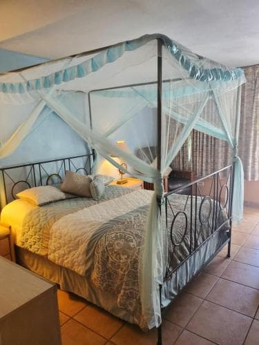 Conty s Motel