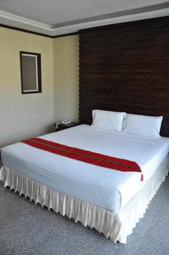 Karon Bay Inn