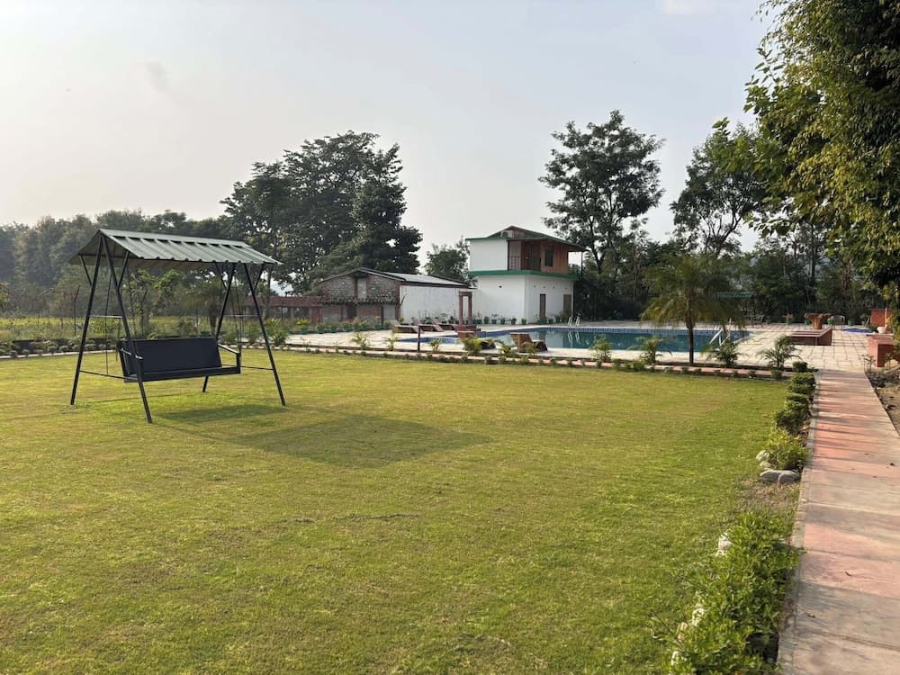Corbett Wildernest Resort