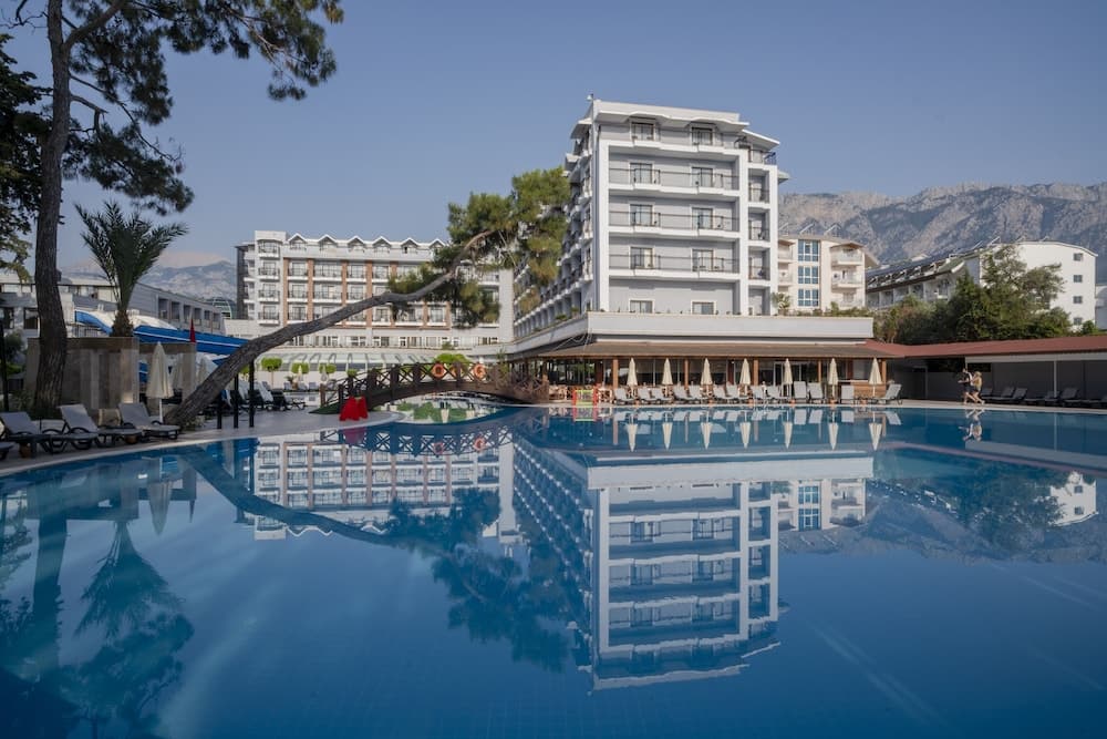Fore Resort & Spa