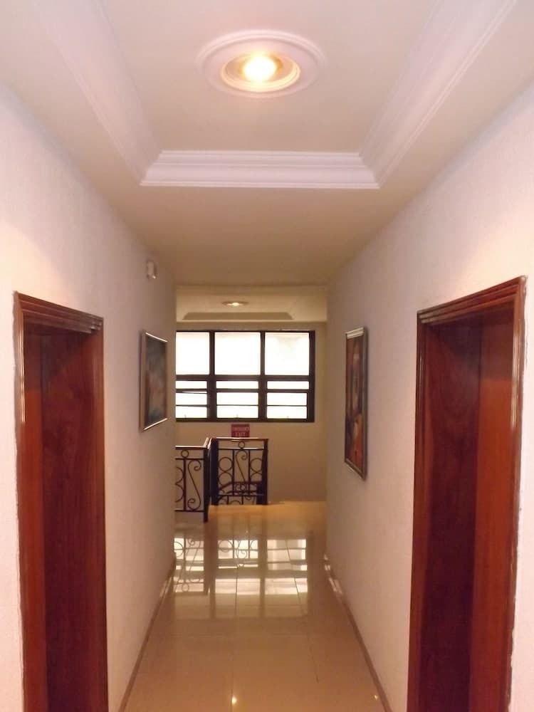 La Playa Suites
