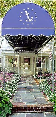 The Commodore Inn By The Beach