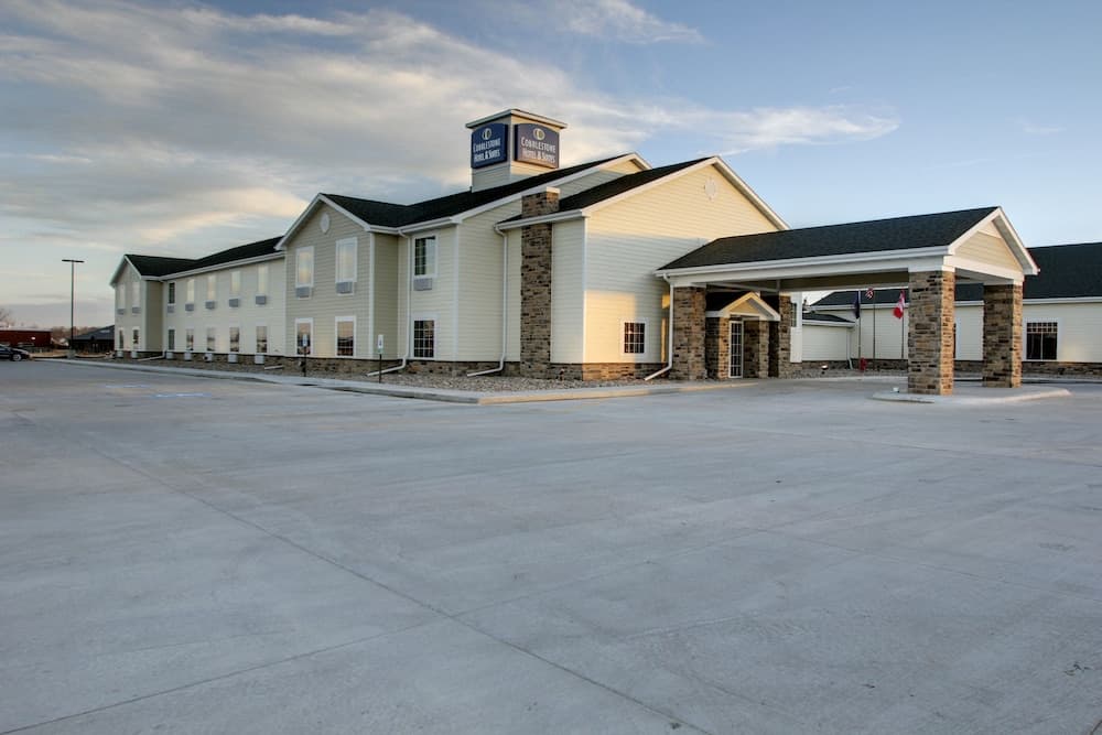 Cobblestone Hotel & Suites Broken Bow NE