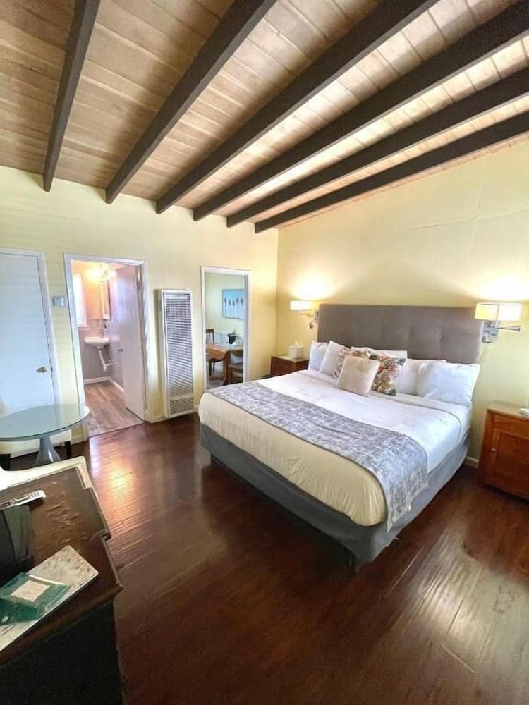 Pleasant Inn