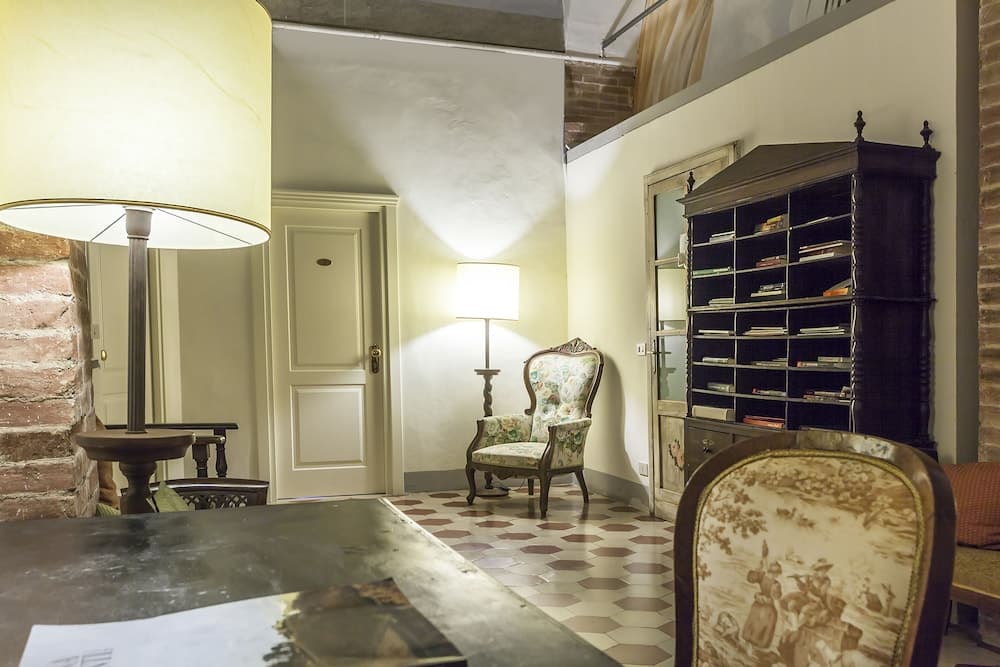 Il Chiostro del Carmine